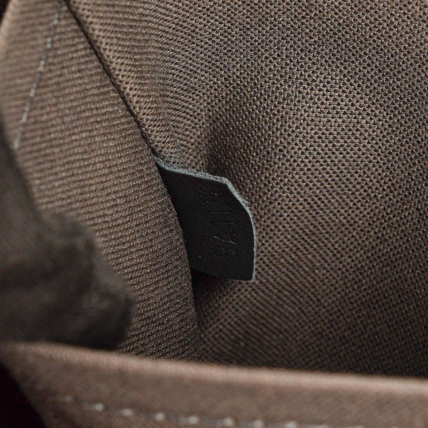 Louis Vuitton Porte-Documents Voyage Aktentasche aus Solar Damier Infini Leder