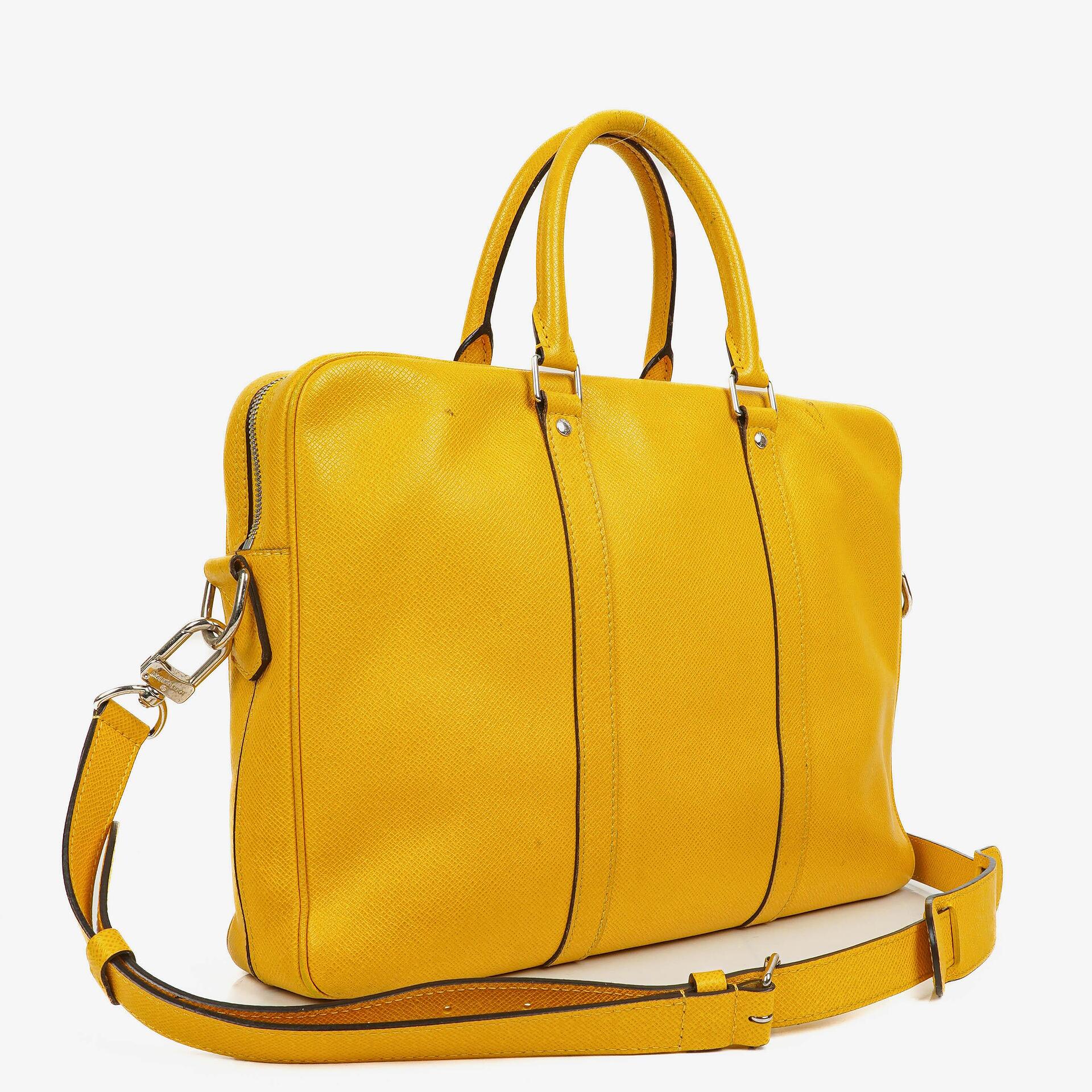 Louis Vuitton Porte Documents Voyage Aktentasche aus gelbem Altair Taiga-Leder