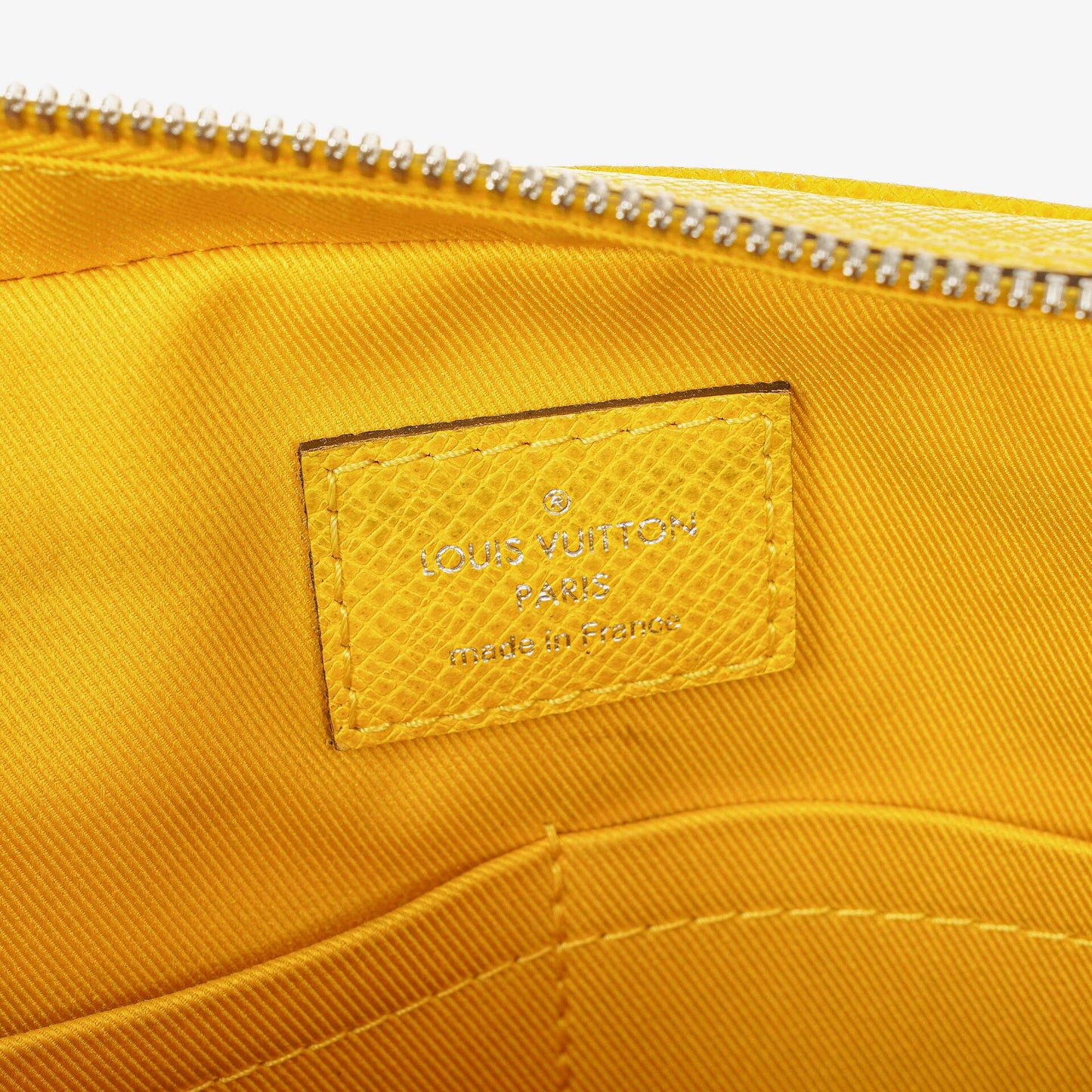 Louis Vuitton Porte Documents Voyage Aktentasche aus gelbem Altair Taiga-Leder
