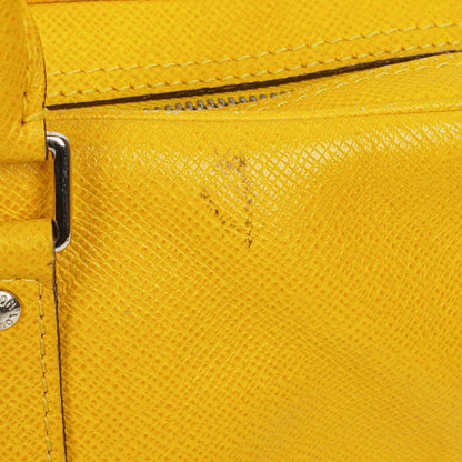Louis Vuitton Porte Documents Voyage Aktentasche aus gelbem Altair Taiga-Leder