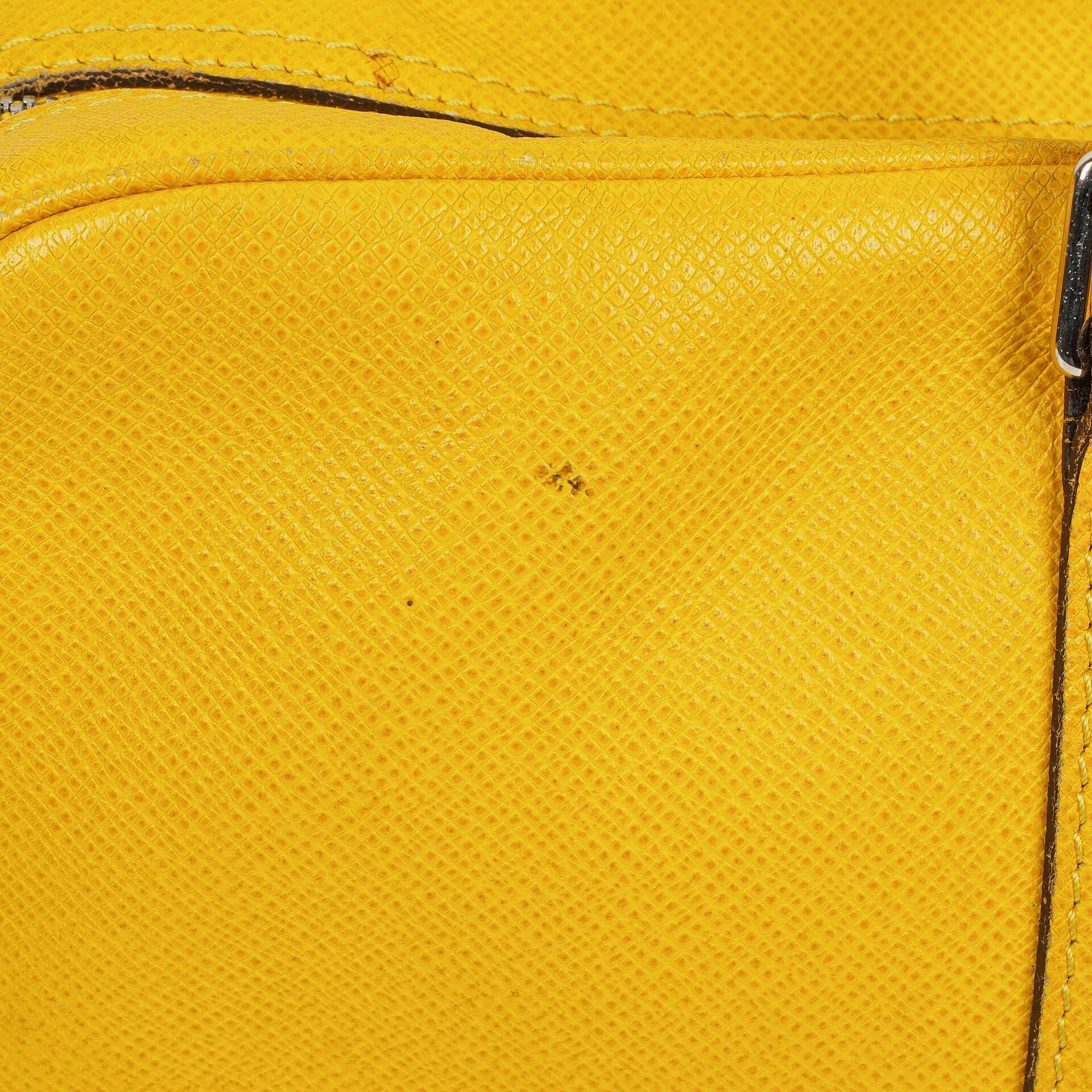 Louis Vuitton Porte Documents Voyage Aktentasche aus gelbem Altair Taiga-Leder