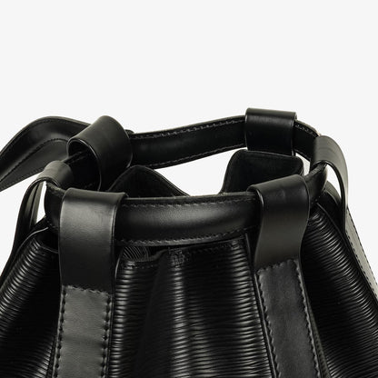 Louis Vuitton Randonnée PM Rucksack aus schwarzem Epi-Leder