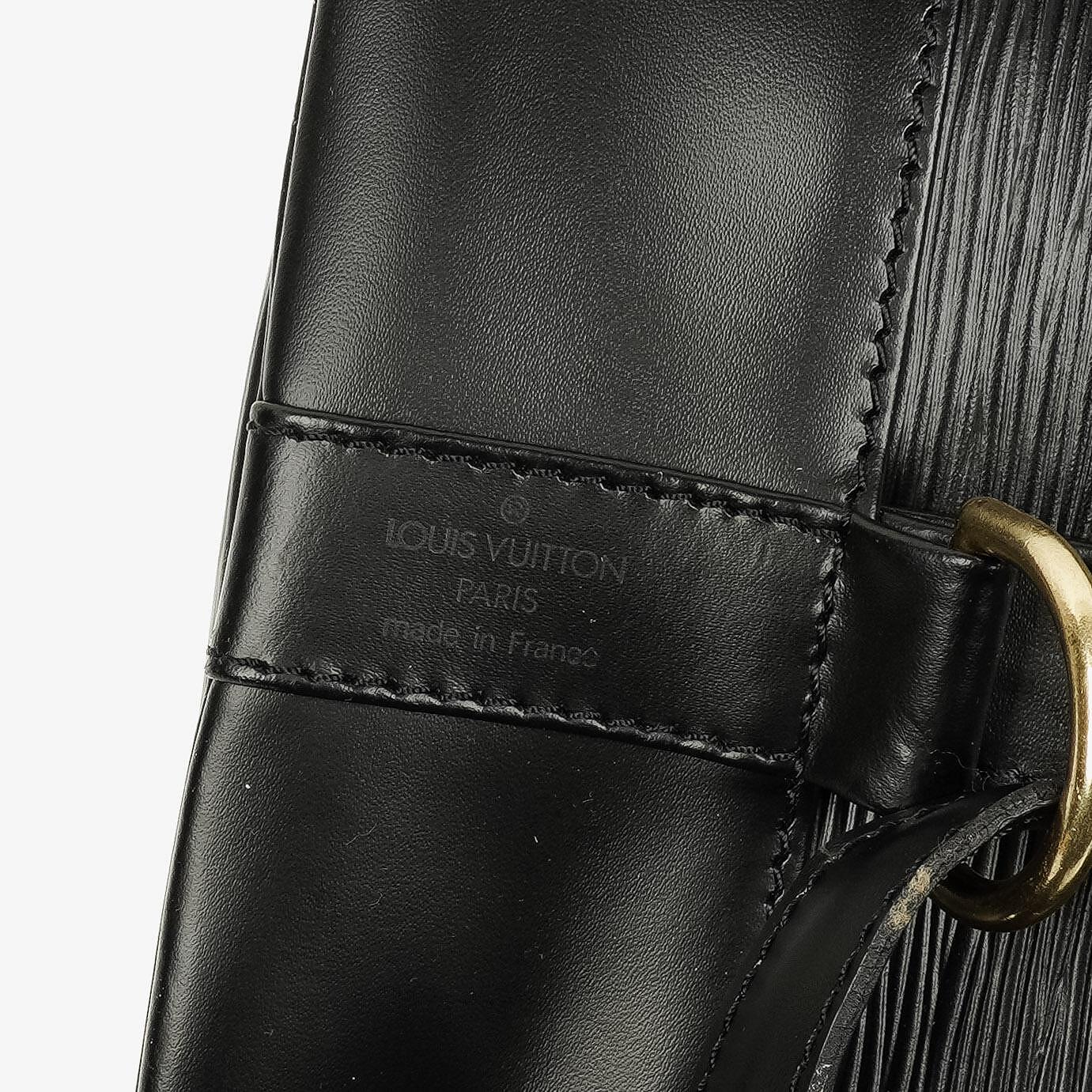 Louis Vuitton Randonnée PM Rucksack aus schwarzem Epi-Leder