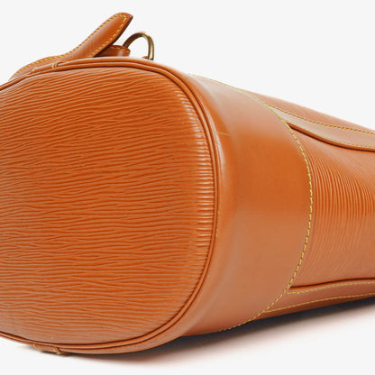 Louis Vuitton Randonnée PM Rucksack aus Epi Canvas in Cognac