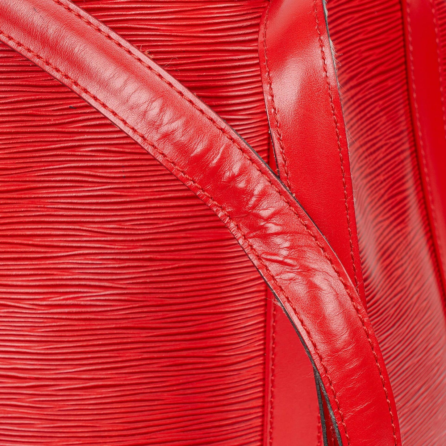 Louis Vuitton Randonnée PM EPI Rucksack aus rotem Canvas