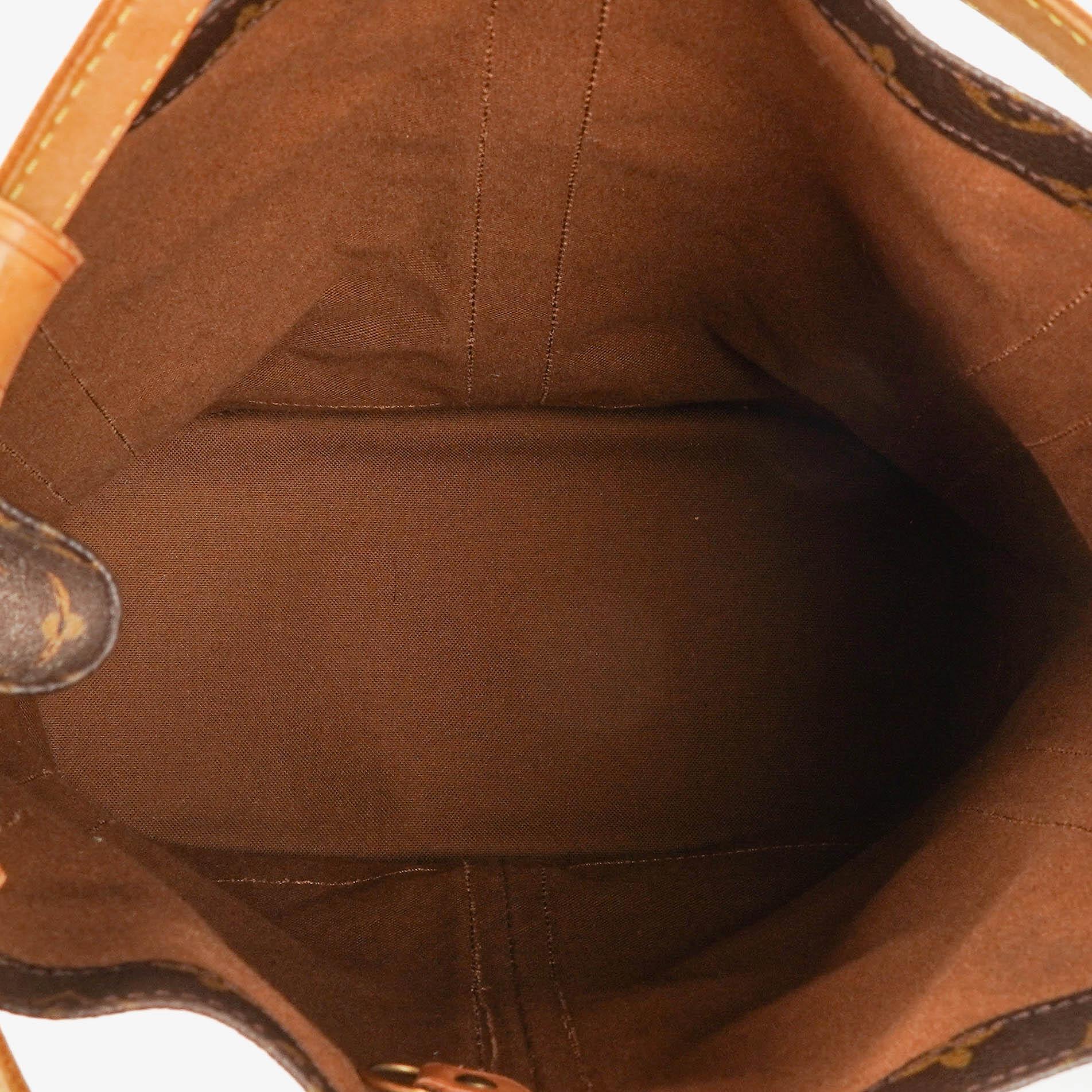 Louis Vuitton Randonnée PM Rucksack aus Monogram Canvas