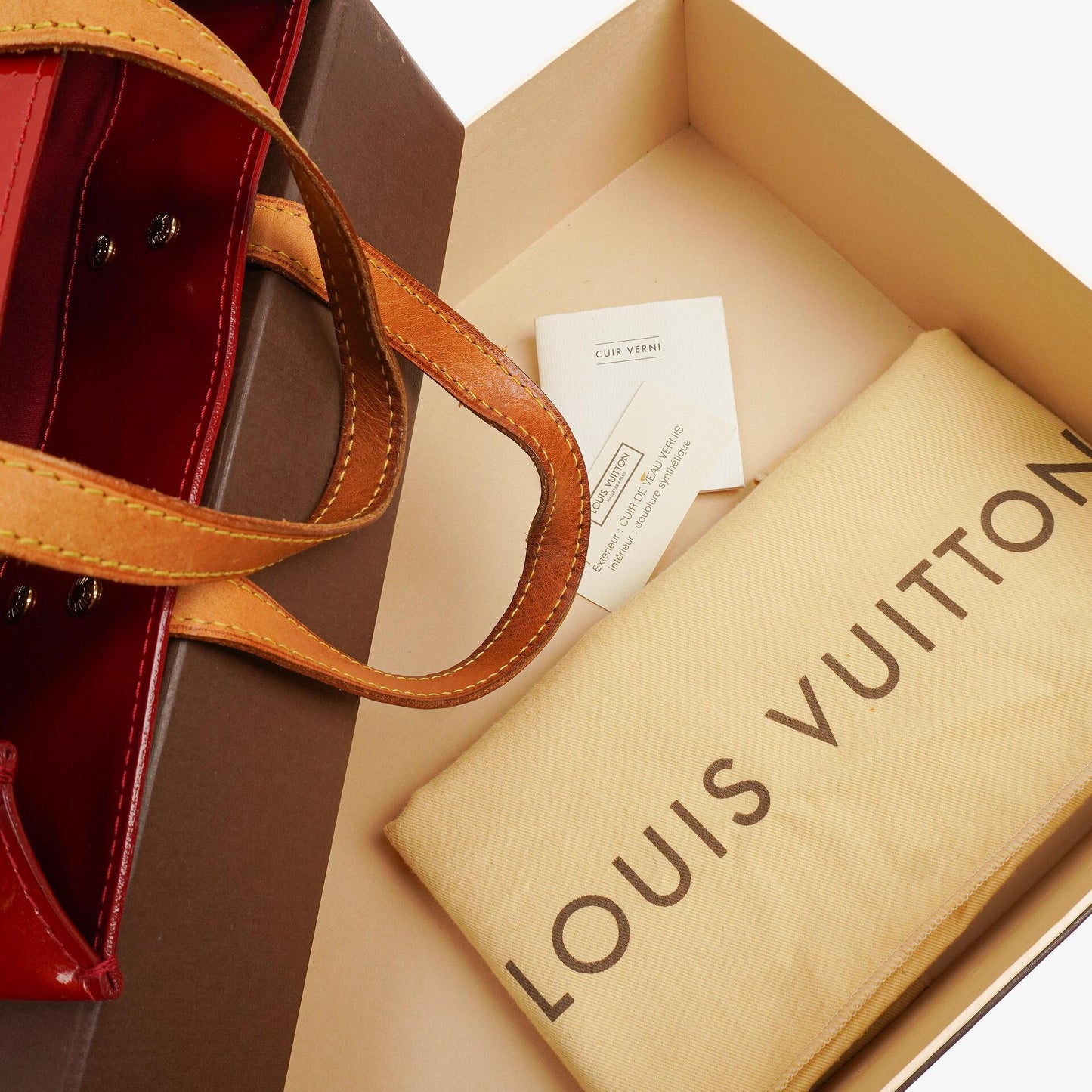 Louis Vuitton Reade PM Tasche aus rotem Monogram Vernis, 2007