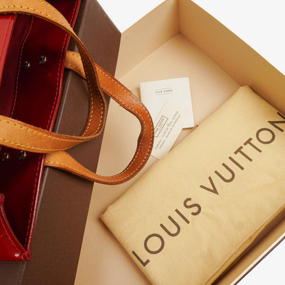 Louis Vuitton Reade PM Tasche aus rotem Monogram Vernis, 2007