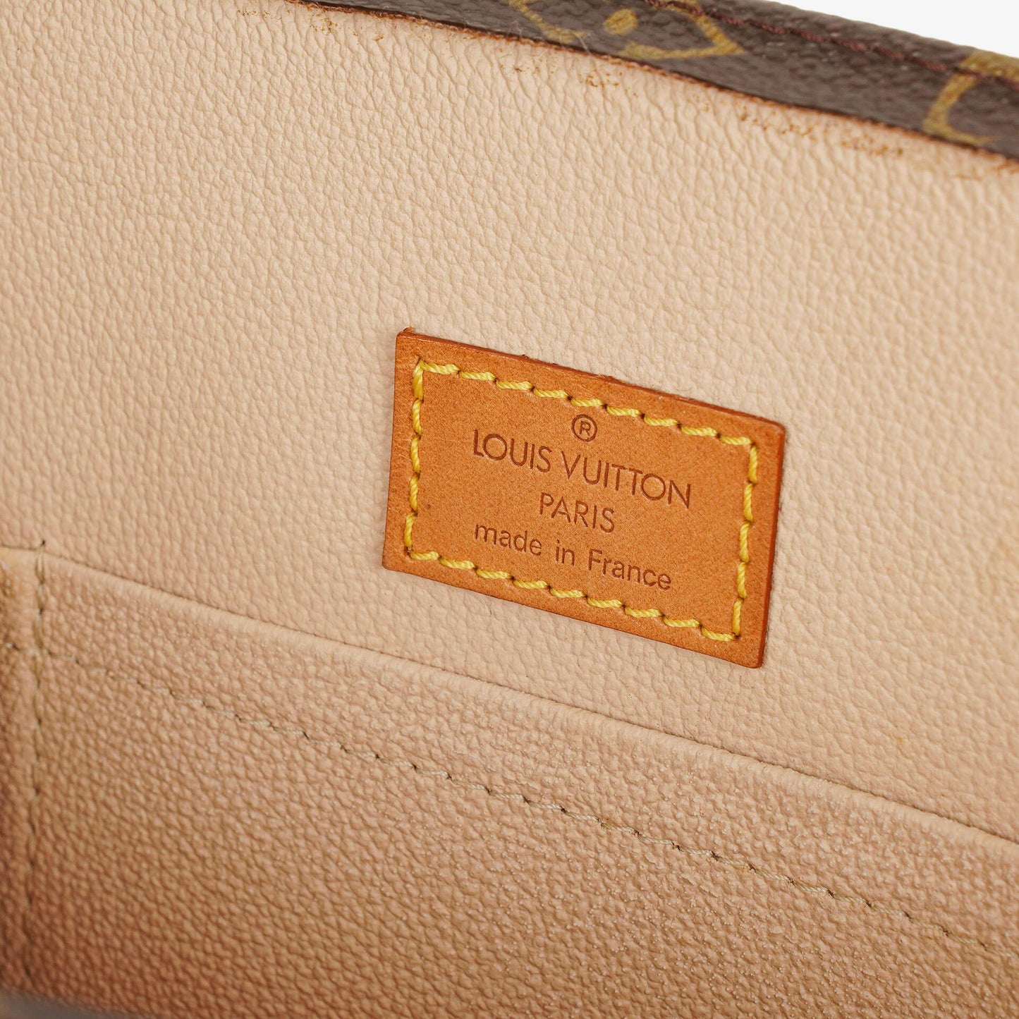 Louis Vuitton Sac Plat Tasche aus Monogram Canvas