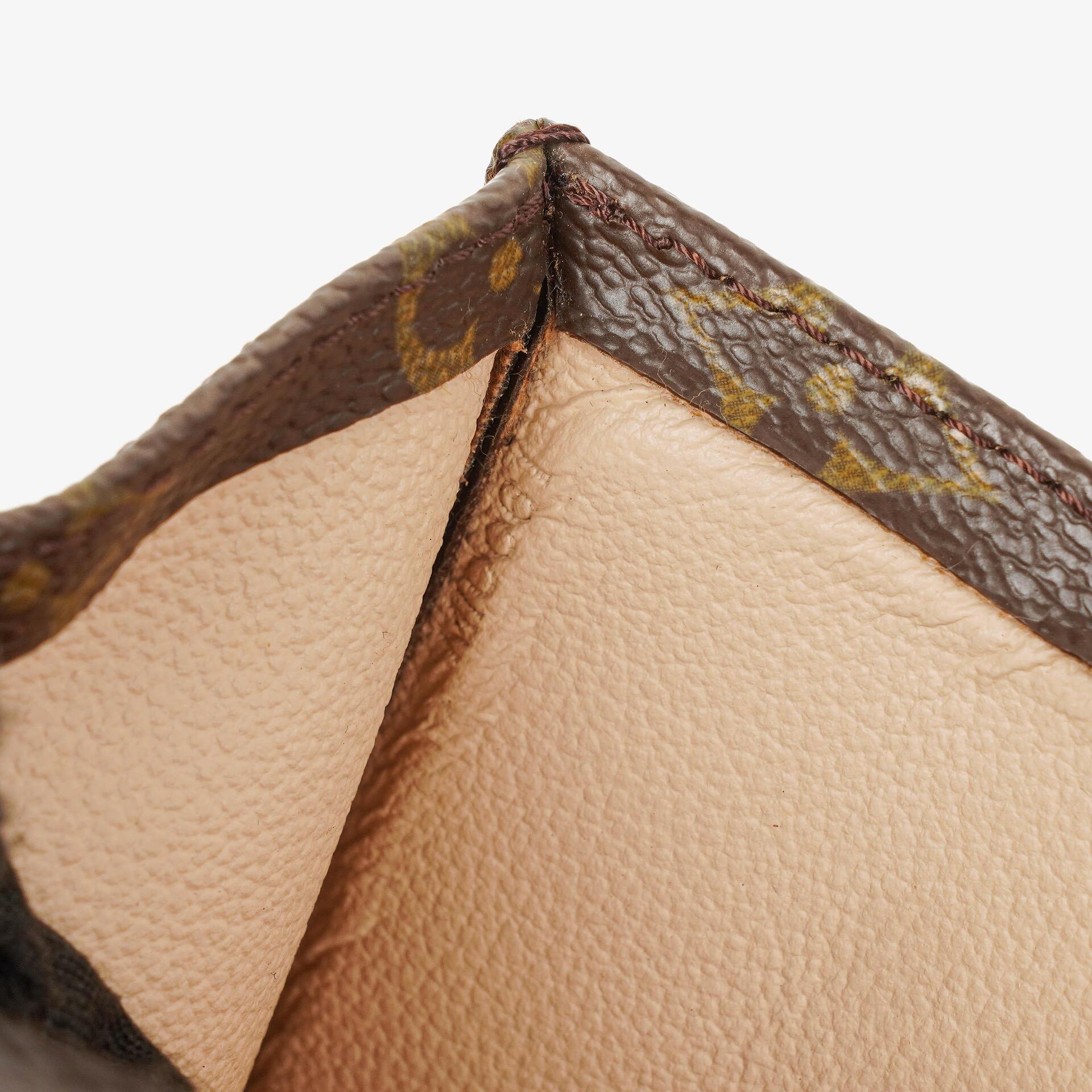 Louis Vuitton Sac Plat Tasche aus Monogram Canvas