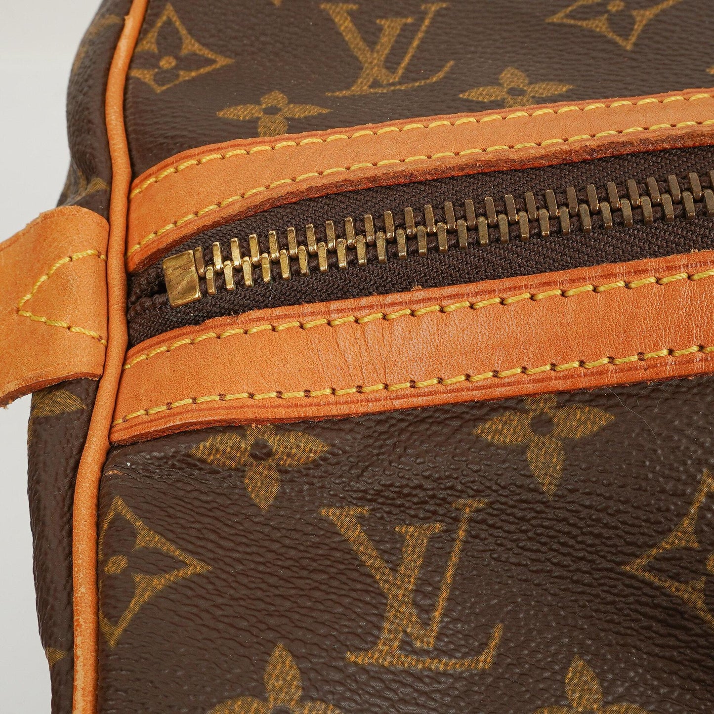 Louis Vuitton Sac Souple 55 Monogram Canvas Reisetasche