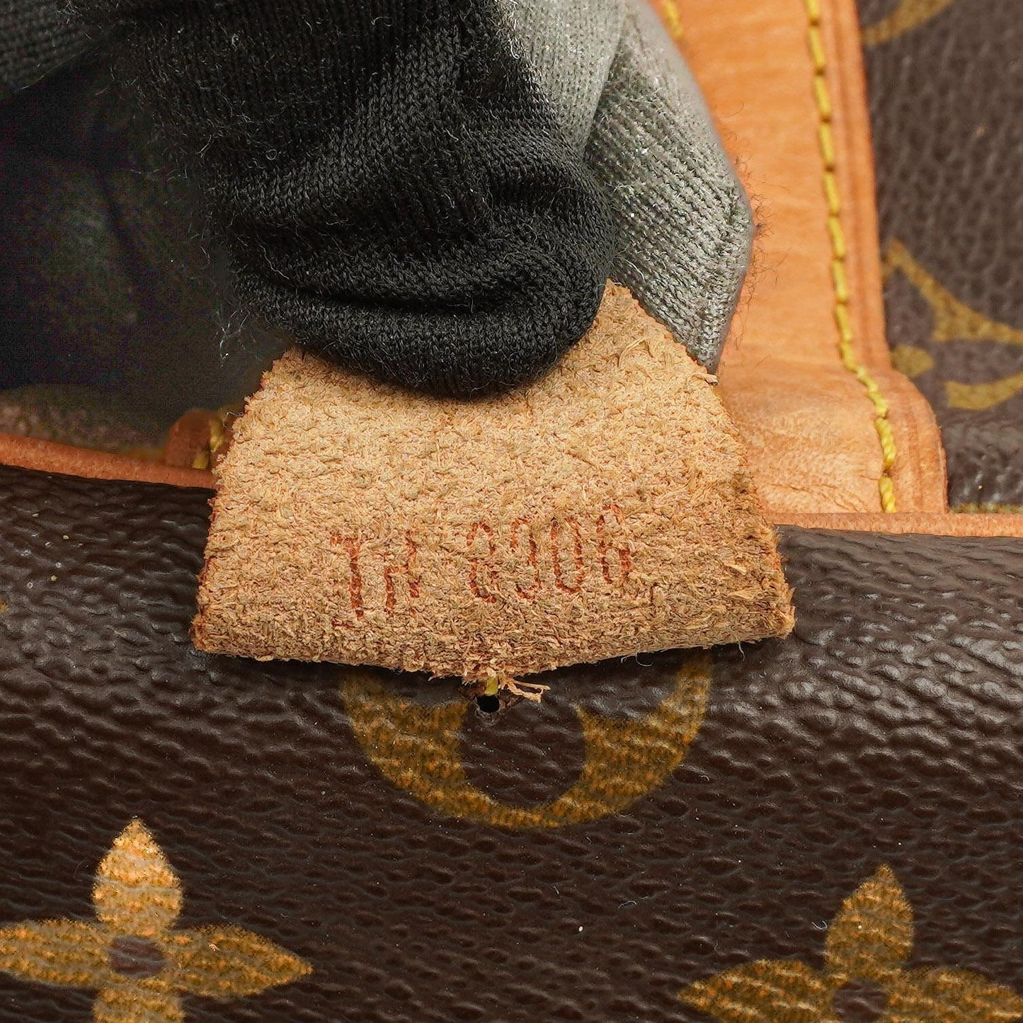 Louis Vuitton Sac Souple 45 Monogram Canvas Reisetasche