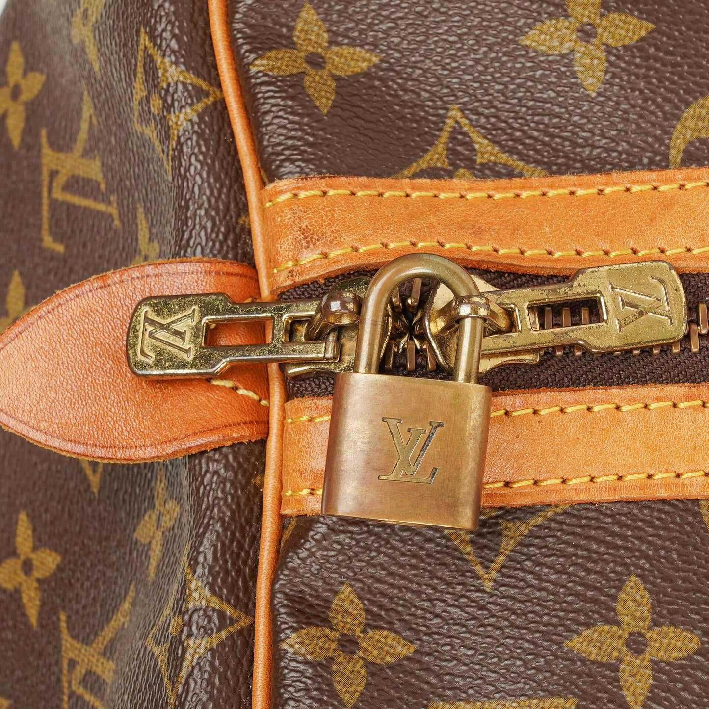 Louis Vuitton Sac Souple 45 Reisetasche in Monogram Canvas
