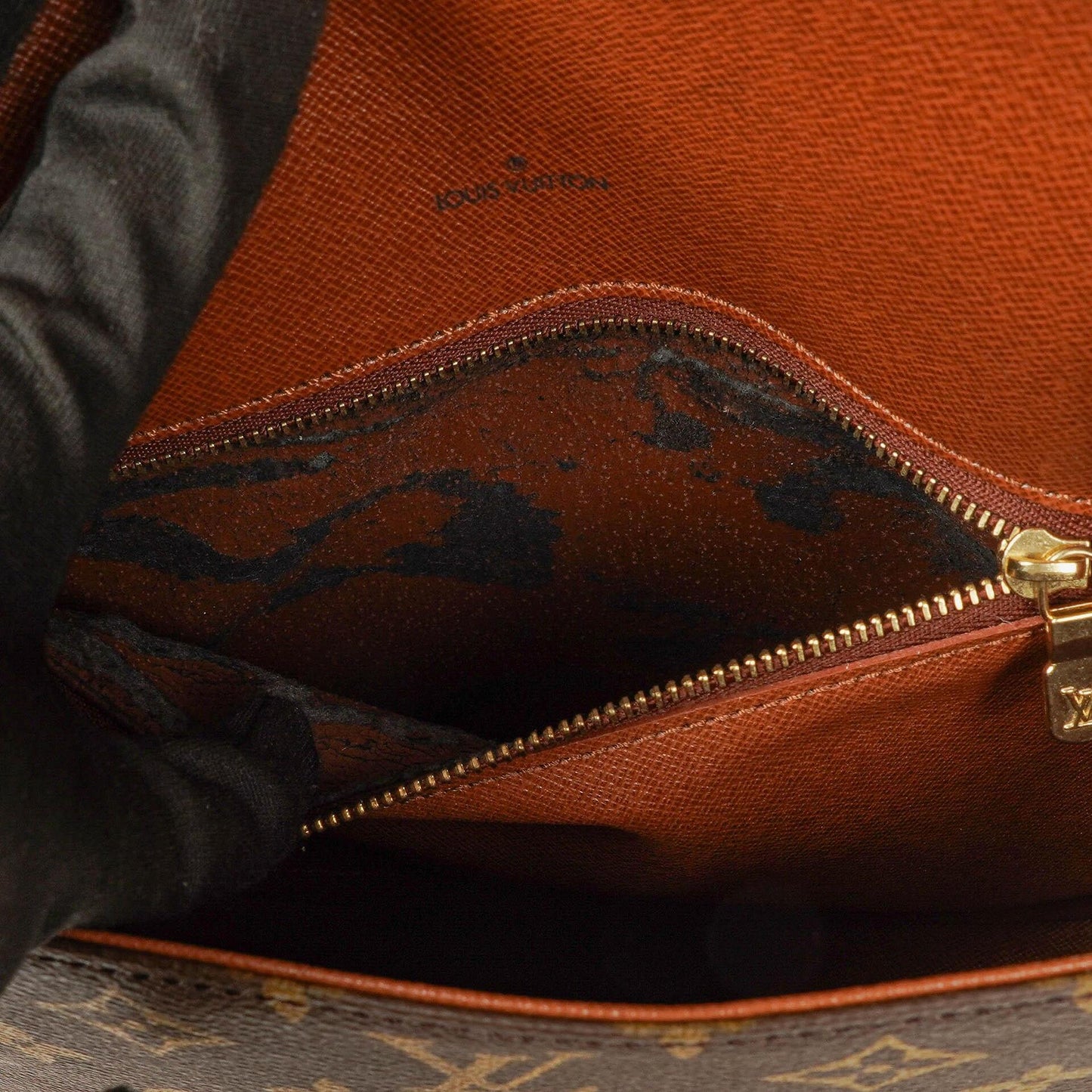 Louis Vuitton Saint Cloud GM Schultertasche aus Monogram Canvas