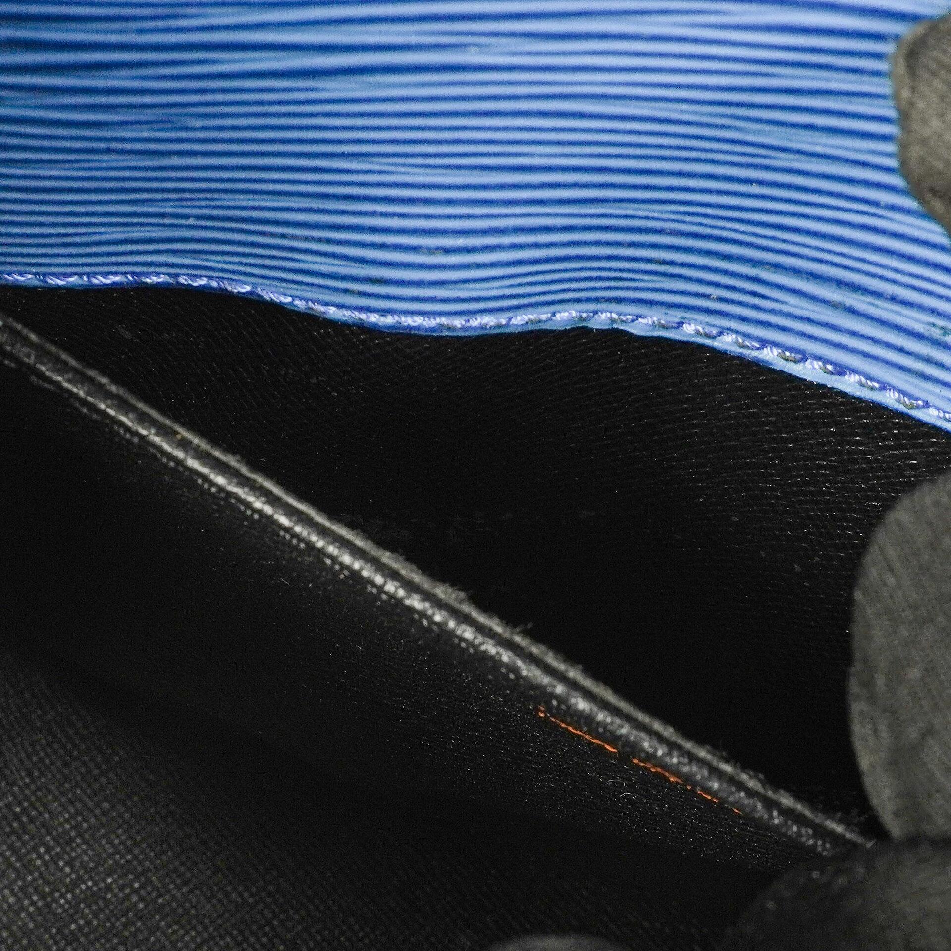 Louis Vuitton Saint Cloud PM Umhängetasche aus blauem Epi Leder