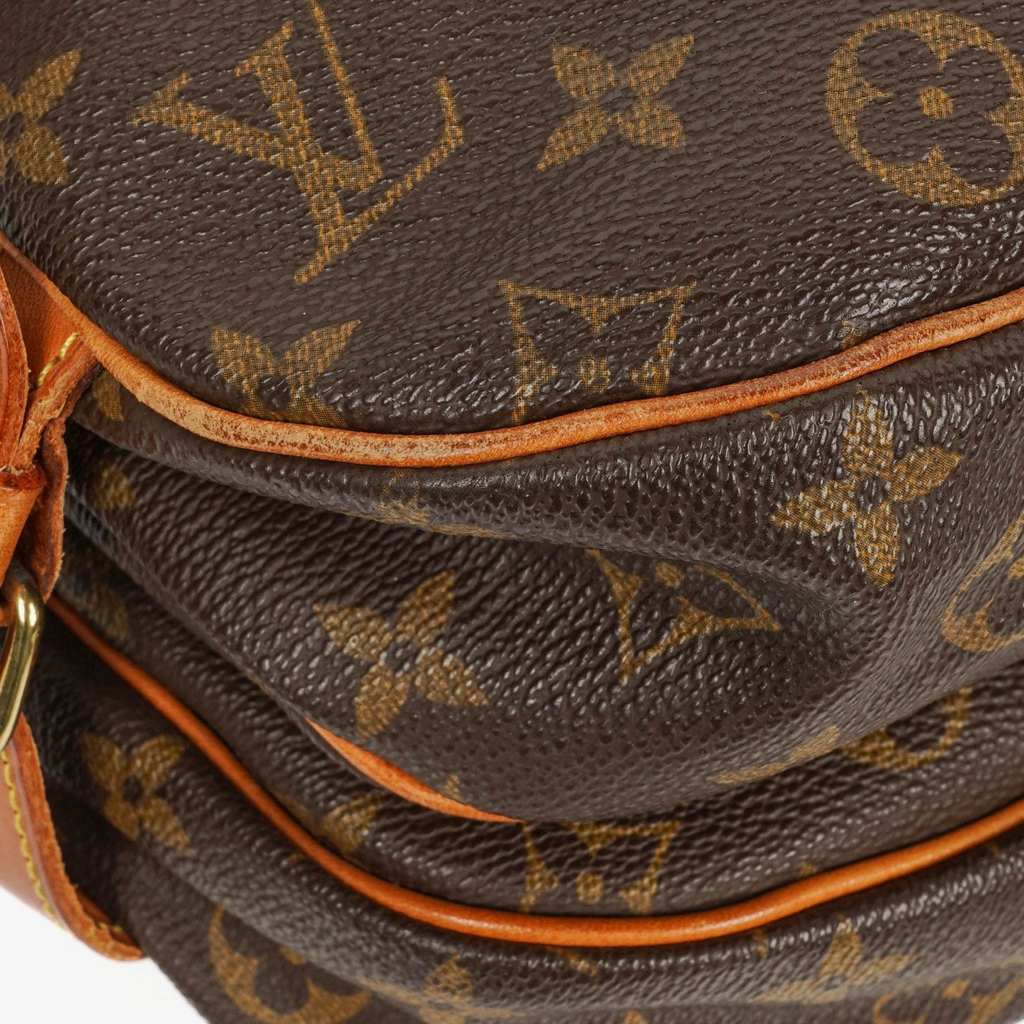 Louis Vuitton Saumur 30 Umhängetasche aus Monogram Canvas