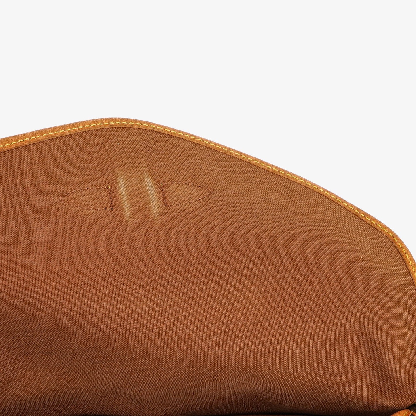 Louis Vuitton Saumur 30 Umhängetasche aus Monogram Canvas
