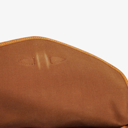 Louis Vuitton Saumur 30 Umhängetasche aus Monogram Canvas