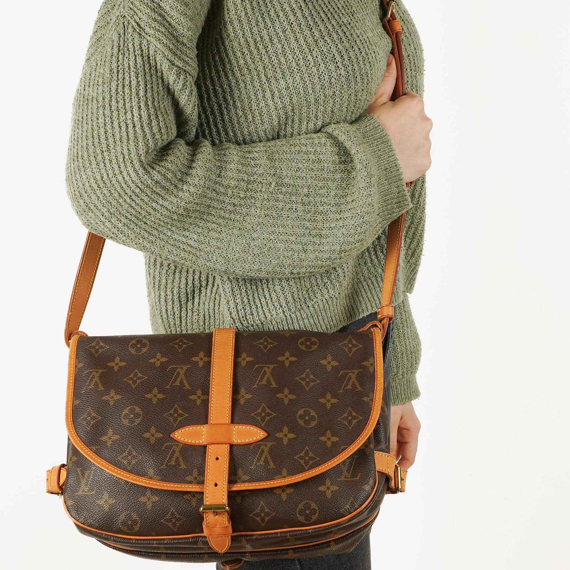 Louis Vuitton Saumur 30 Tasche aus Monogram Canvas