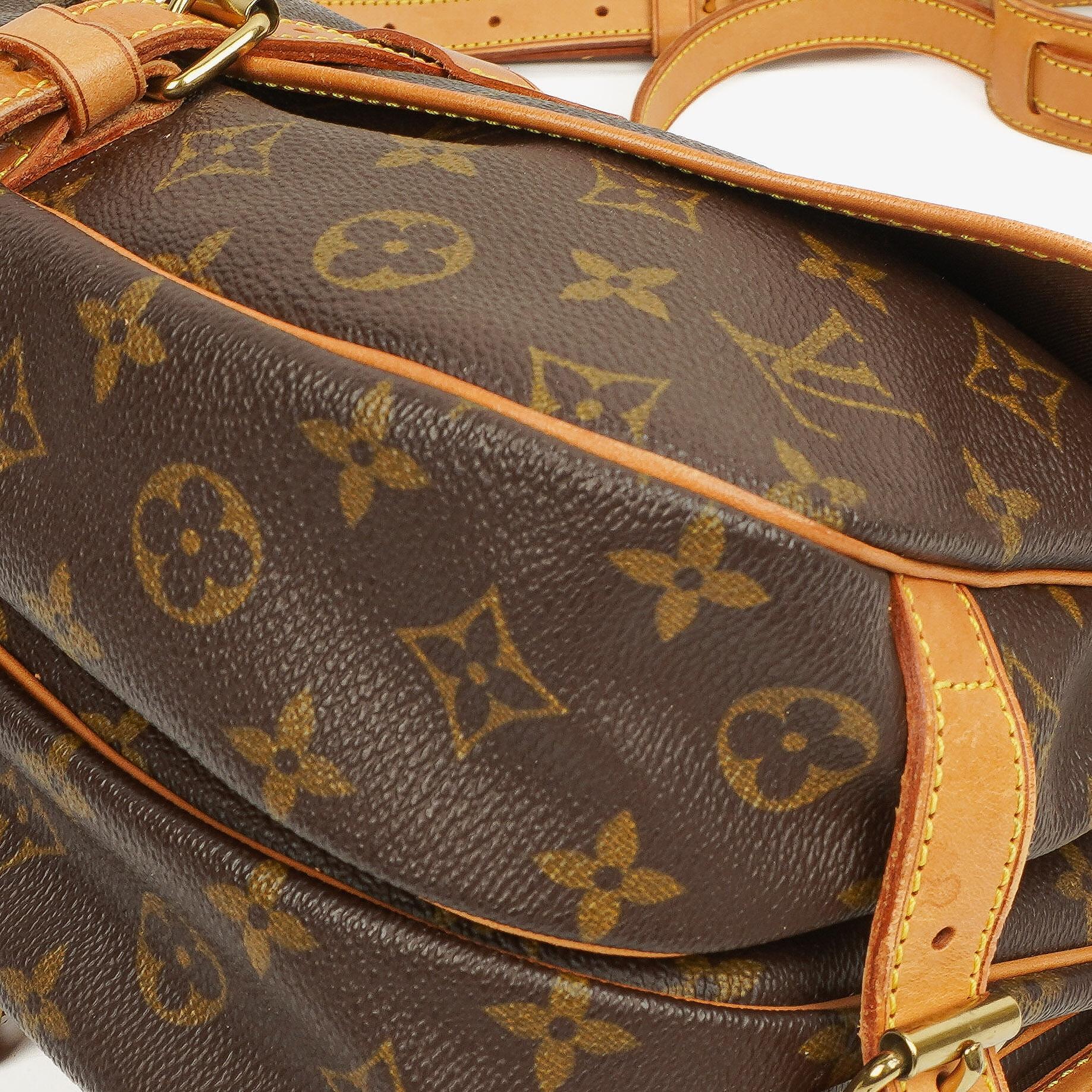 Louis Vuitton Saumur 30 Tasche aus Monogram Canvas