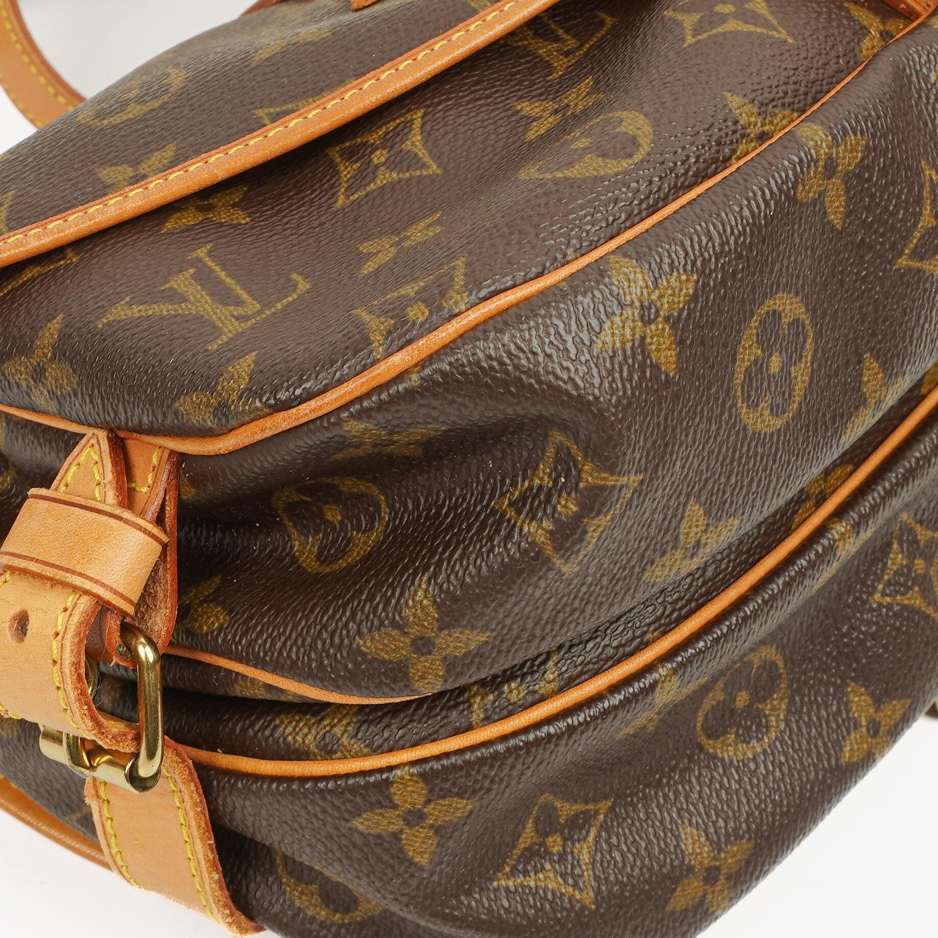 Louis Vuitton Saumur 30 Tasche aus Monogram Canvas