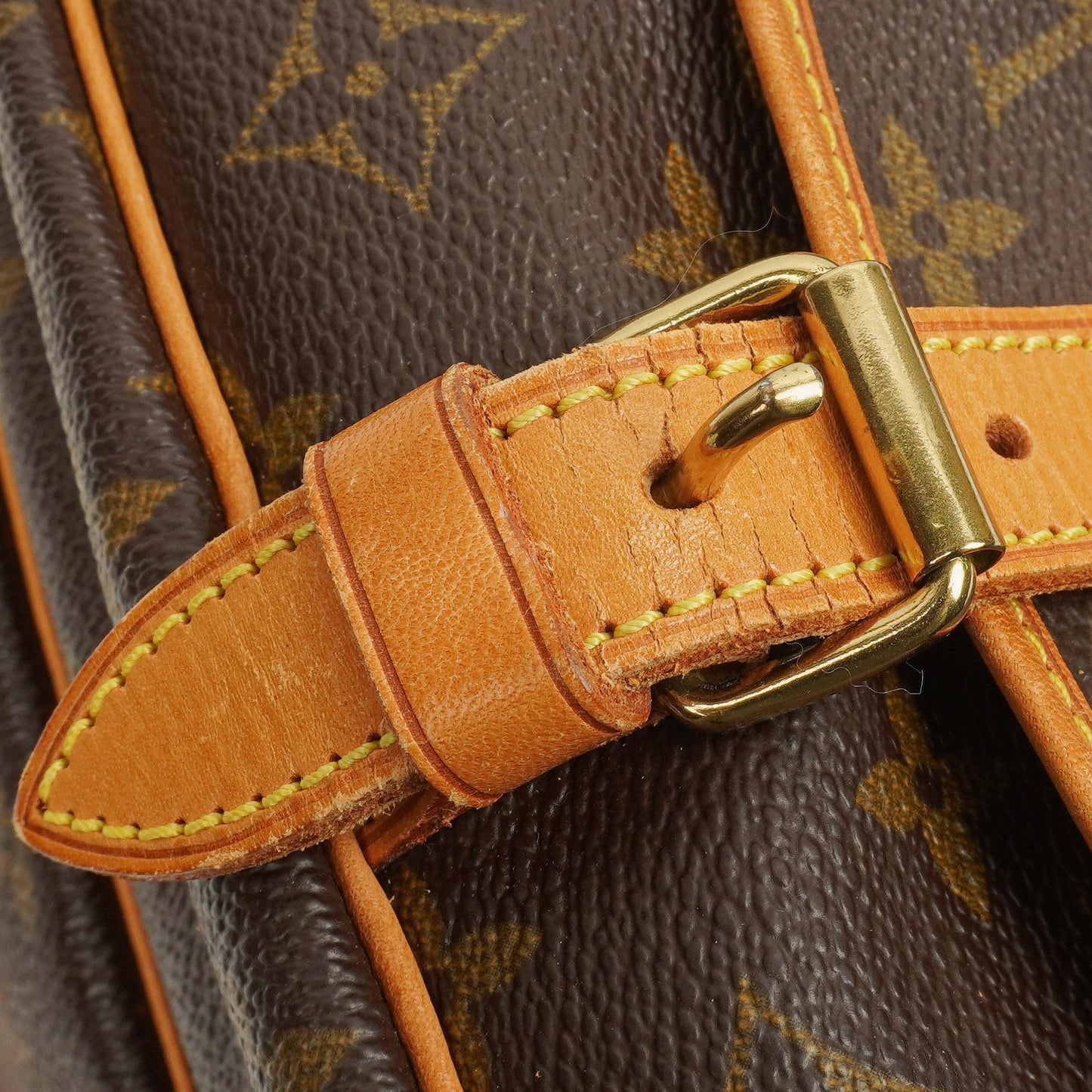 Louis Vuitton Saumur 30 Tasche aus Monogram Canvas