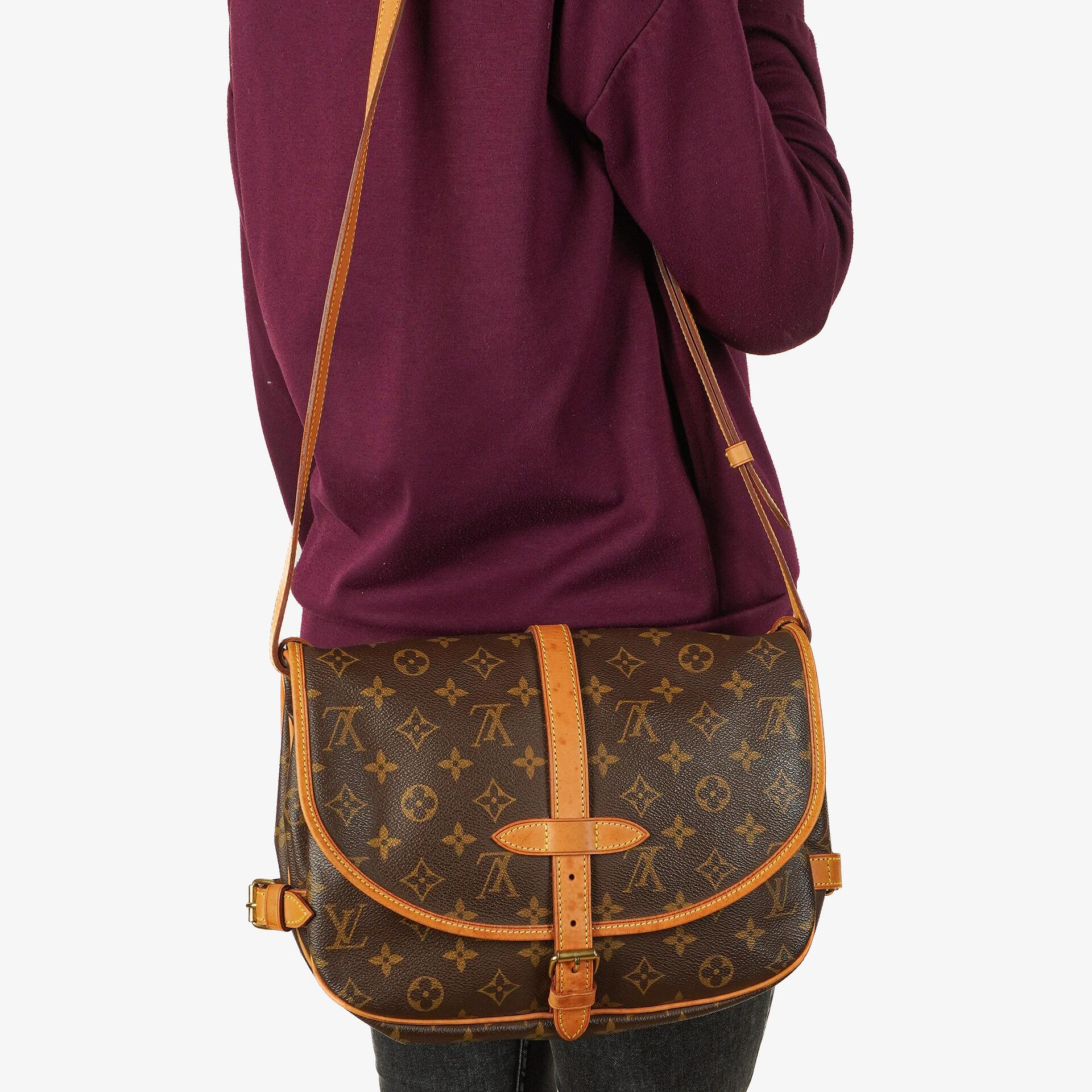 Louis Vuitton Saumur 30 Tasche aus Monogram Canvas