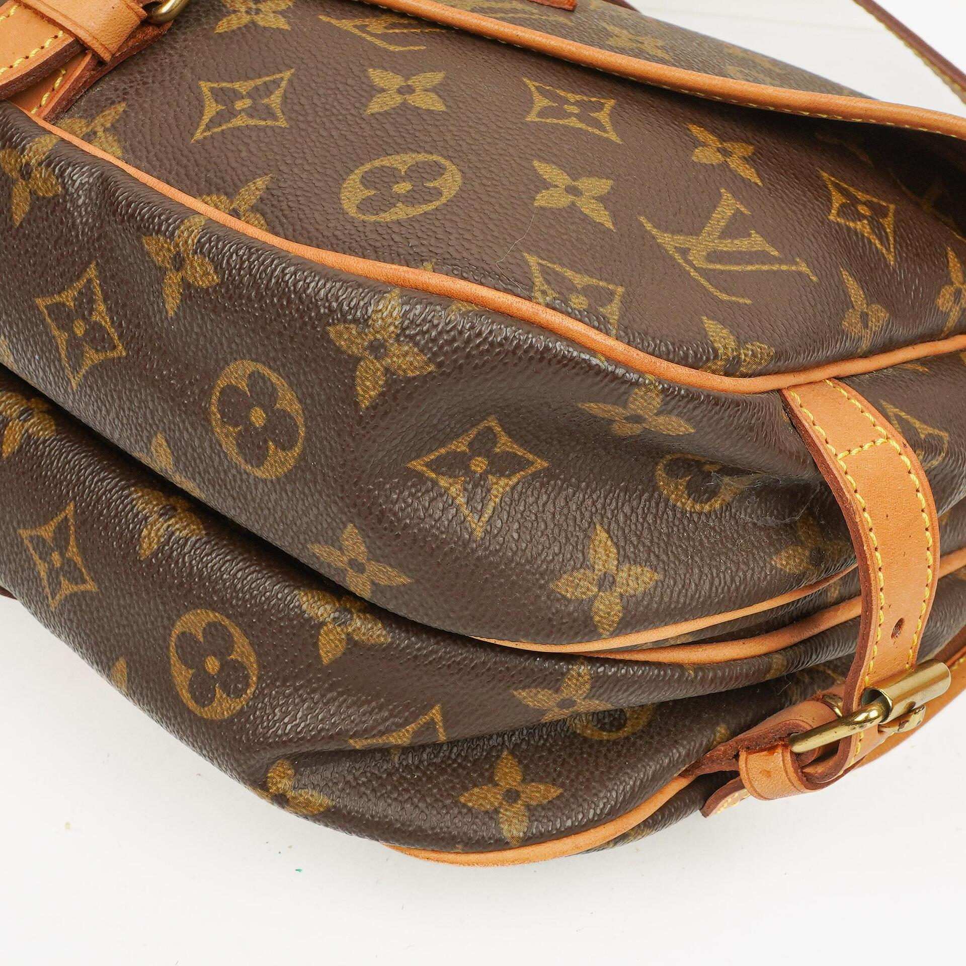 Louis Vuitton Saumur 30 Tasche aus Monogram Canvas