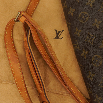 Louis Vuitton Sologne Schultertasche aus Monogram Canvas