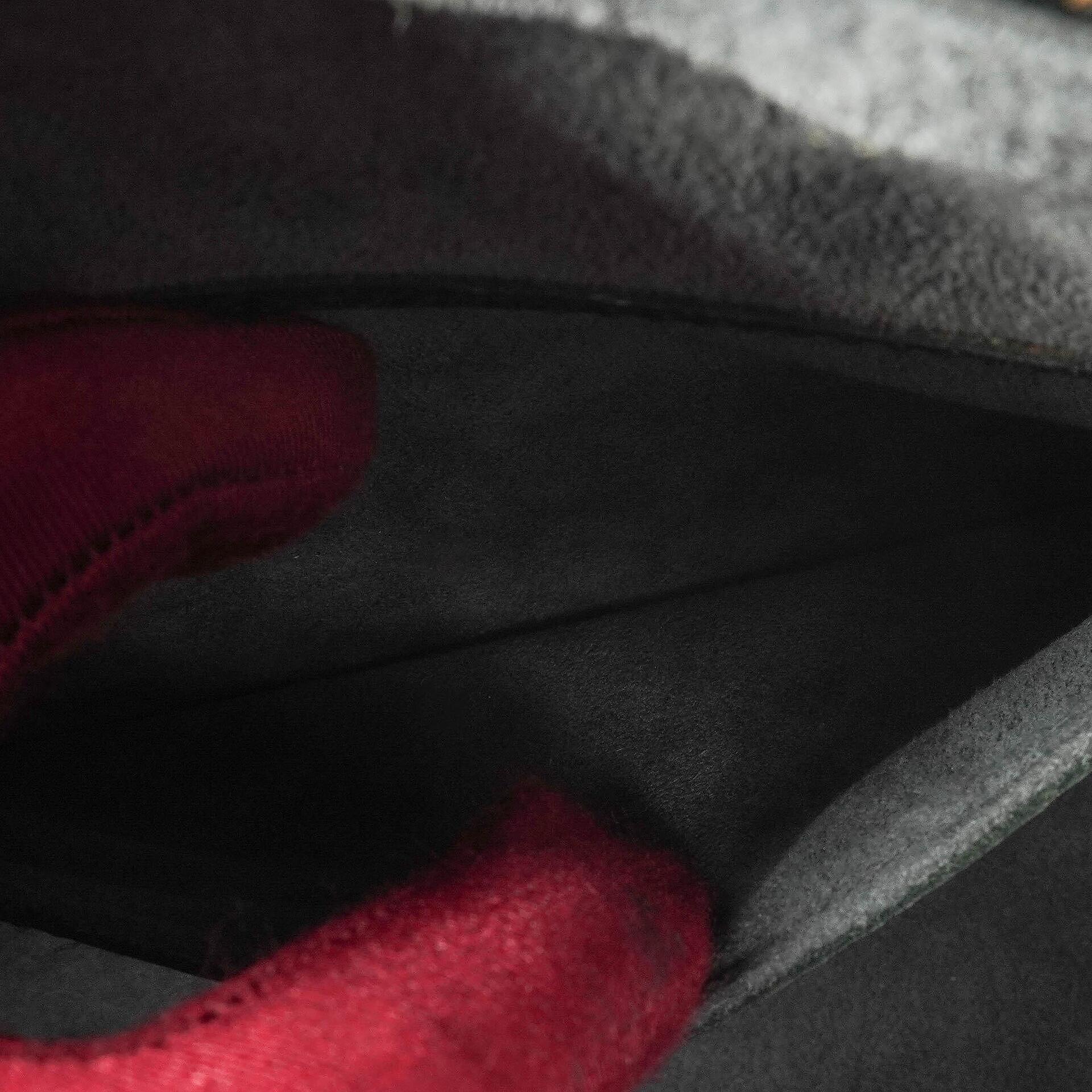 Louis Vuitton Soufflot Handtasche aus schwarzem Epi-Leder