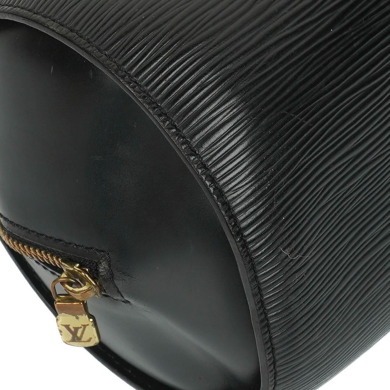 Louis Vuitton Soufflot Handtasche aus schwarzem Epi-Leder