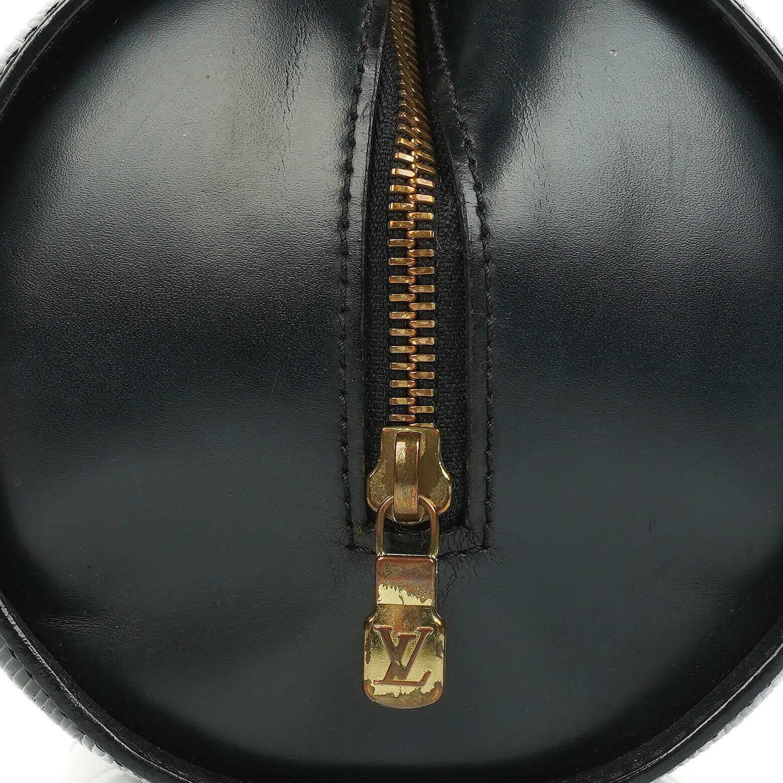 Louis Vuitton Soufflot Handtasche aus schwarzem Epi-Leder