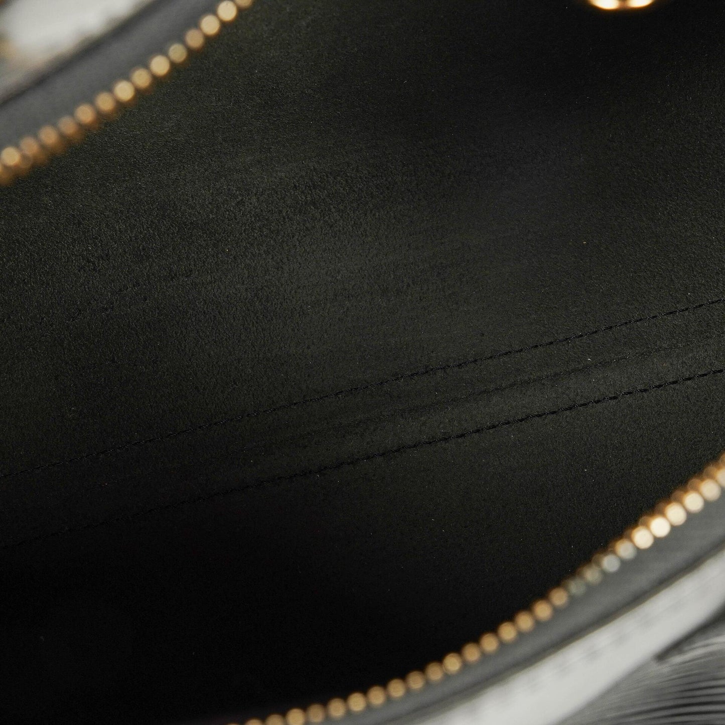 Louis Vuitton Speedy 25 Handtasche aus schwarzem Epi Leder