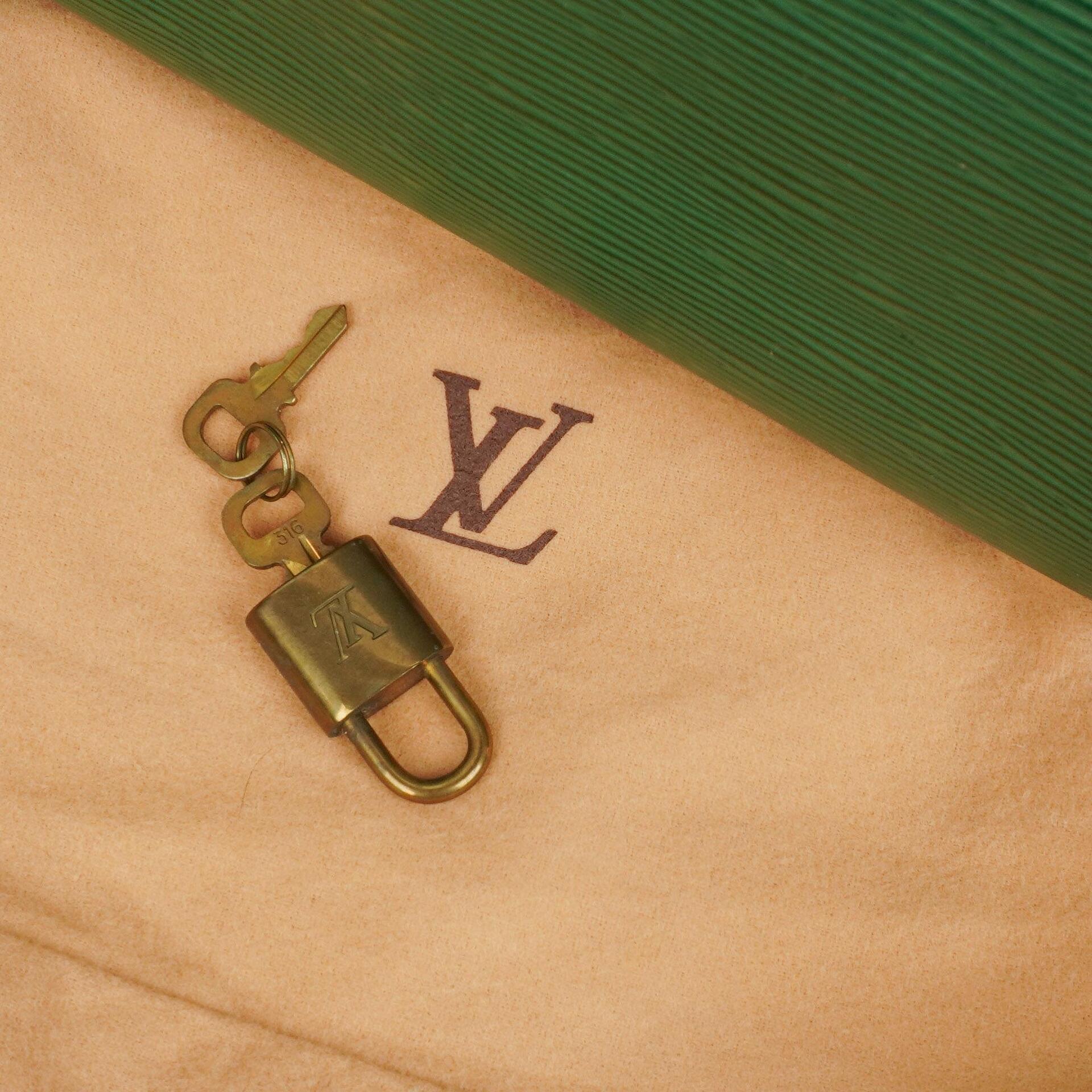 Louis Vuitton Speedy 25 Handtasche aus grünem Epi-Leder