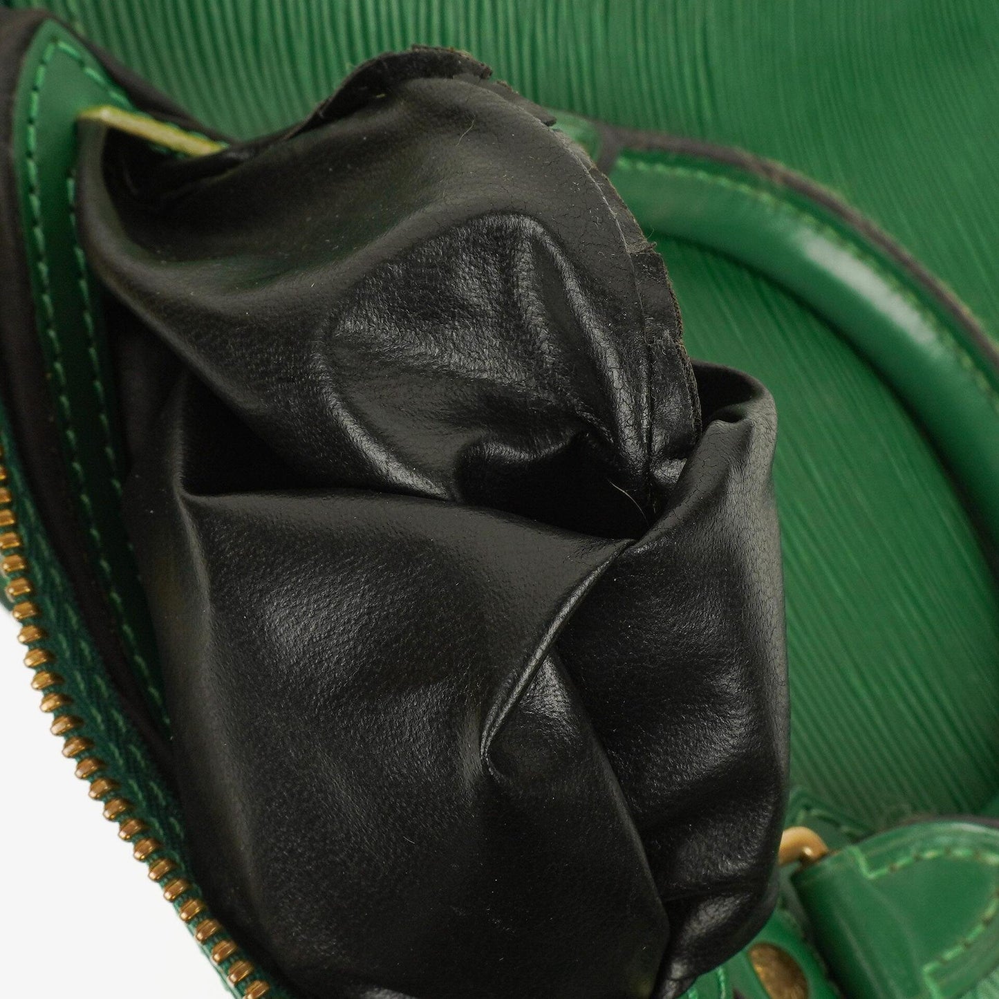 Louis Vuitton Speedy 25 Handtasche aus grünem Epi-Leder
