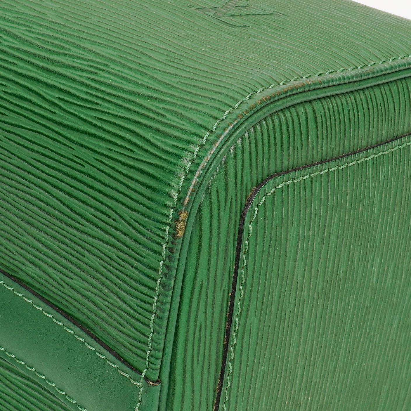 Louis Vuitton Speedy 25 Handtasche aus grünem Epi Leder