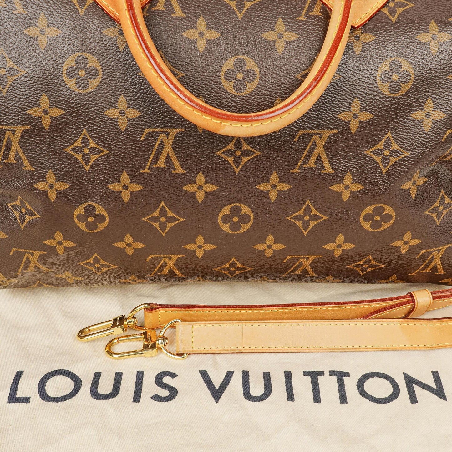 Louis Vuitton Speedy 30 Bandouliere Handtasche aus Monogram Canvas