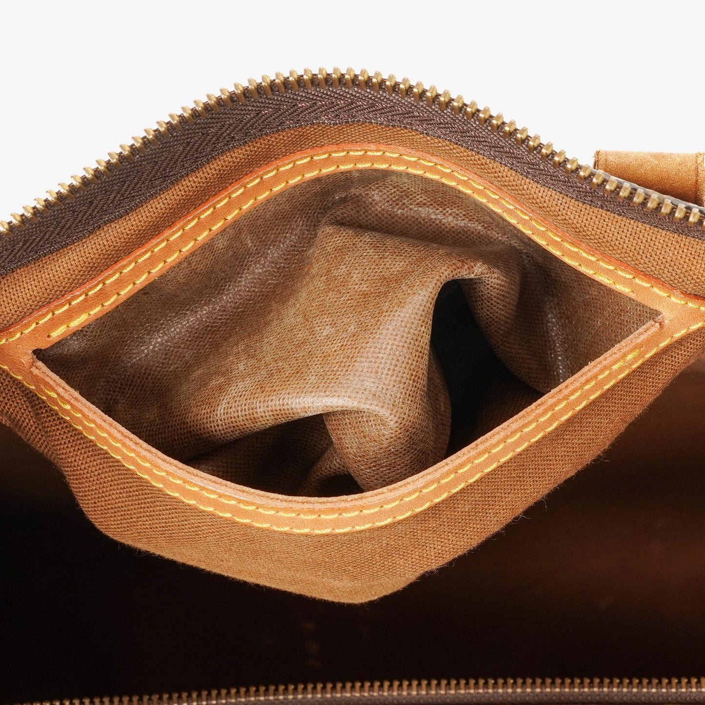 Louis Vuitton Speedy 40 Tasche aus Monogram Canvas