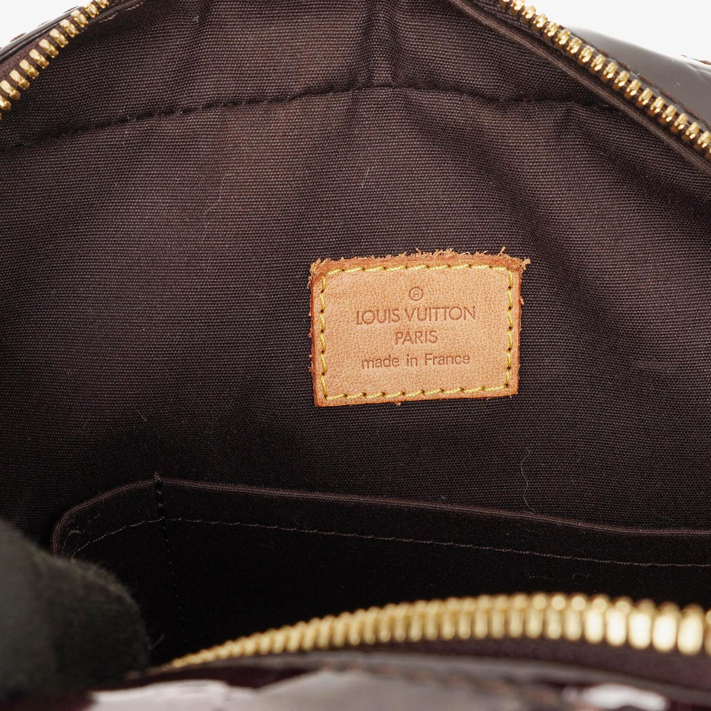 Louis Vuitton Summit Drive Tasche aus Monogram Vernis in Amarante