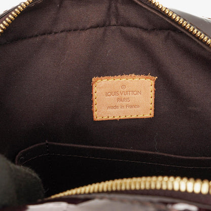 Louis Vuitton Summit Drive Tasche aus Monogram Vernis in Amarante