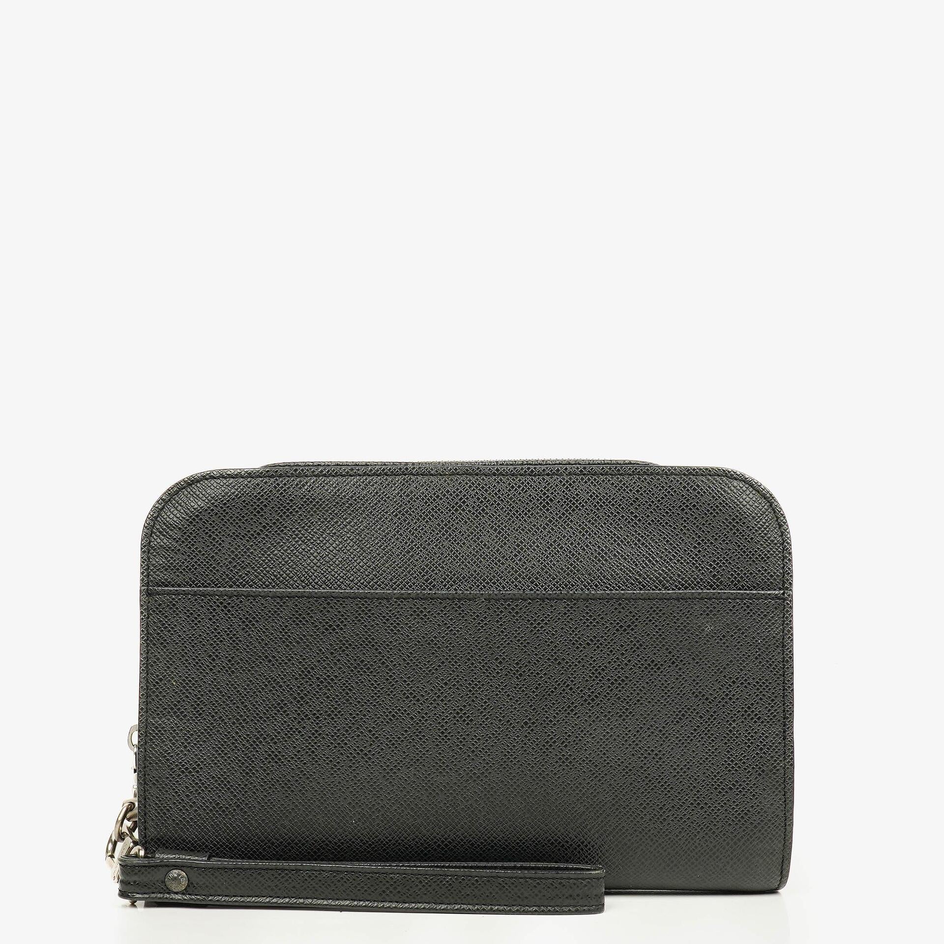 Louis Vuitton Orsay Clutch aus Taiga Leder