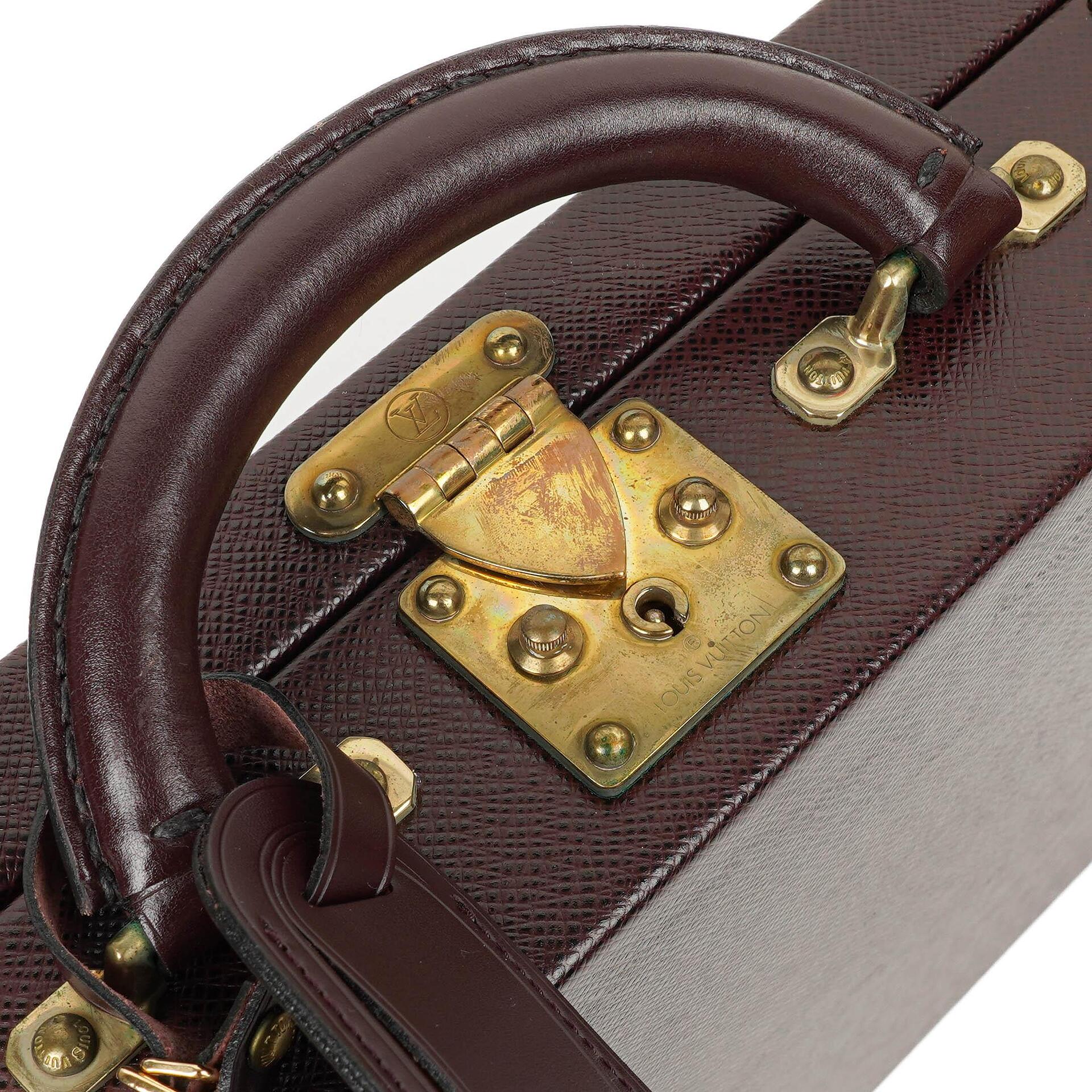 Louis Vuitton President Classeur Aktentasche aus Taiga Leder in Acajou, 1997