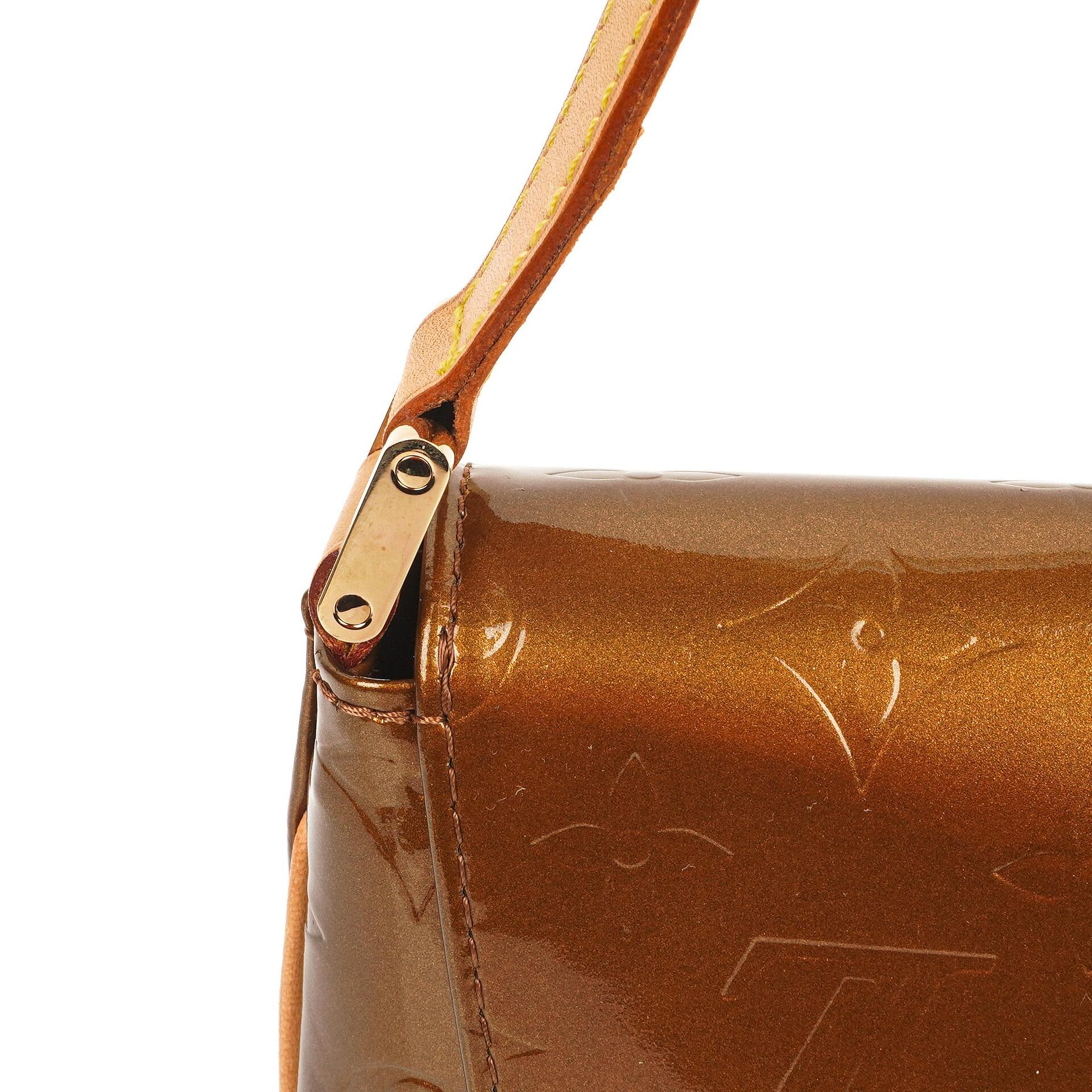 Louis Vuitton Thompson Street Schultertasche aus bronze Monogram Vernis Leder