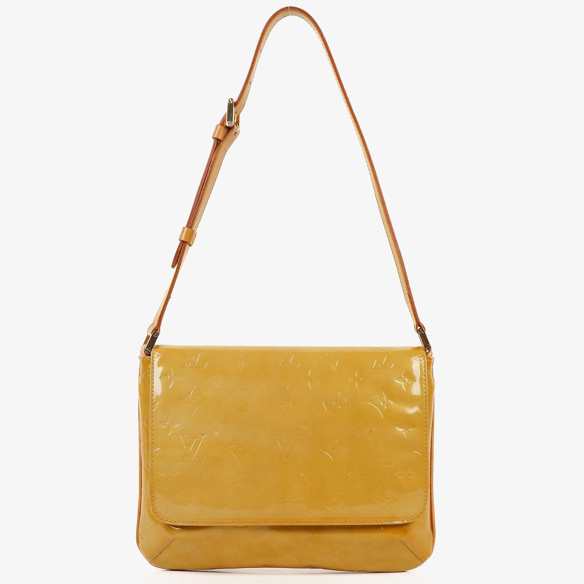 Louis Vuitton Thompson Schultertasche aus gelbem Monogram Vernis Leder
