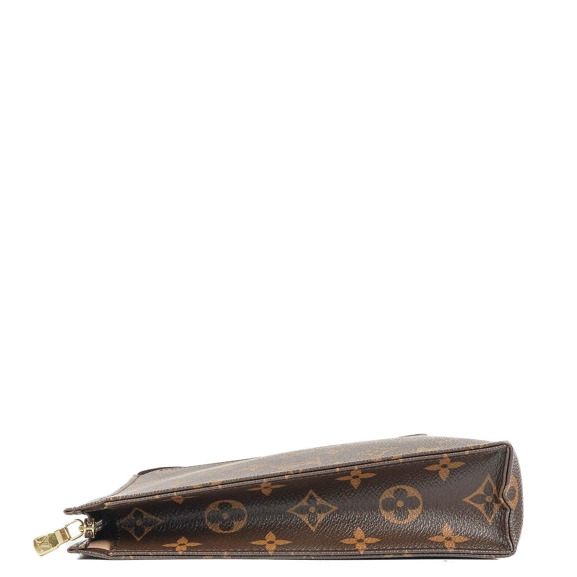 Louis Vuitton Toiletry Pouch 26 aus Monogram Canvas