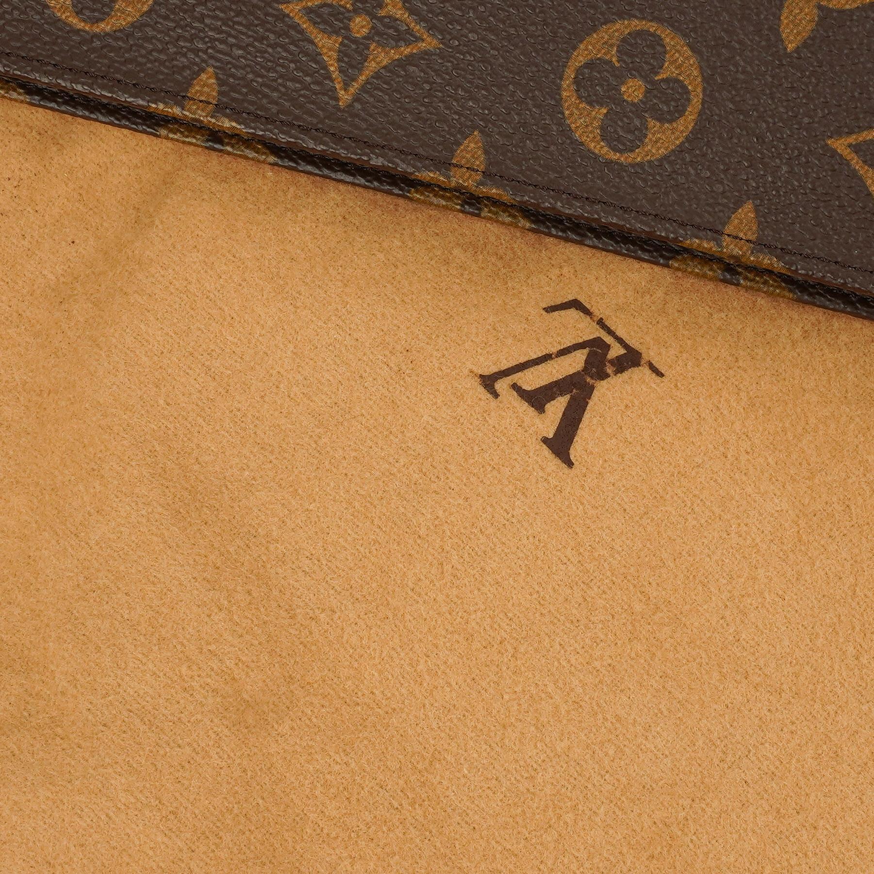 Louis Vuitton Toiletry Pouch Monogram Canvas 26
