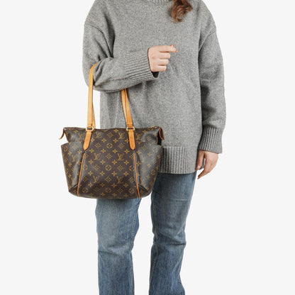 Louis Vuitton Totally MM Tasche aus Monogram Canvas