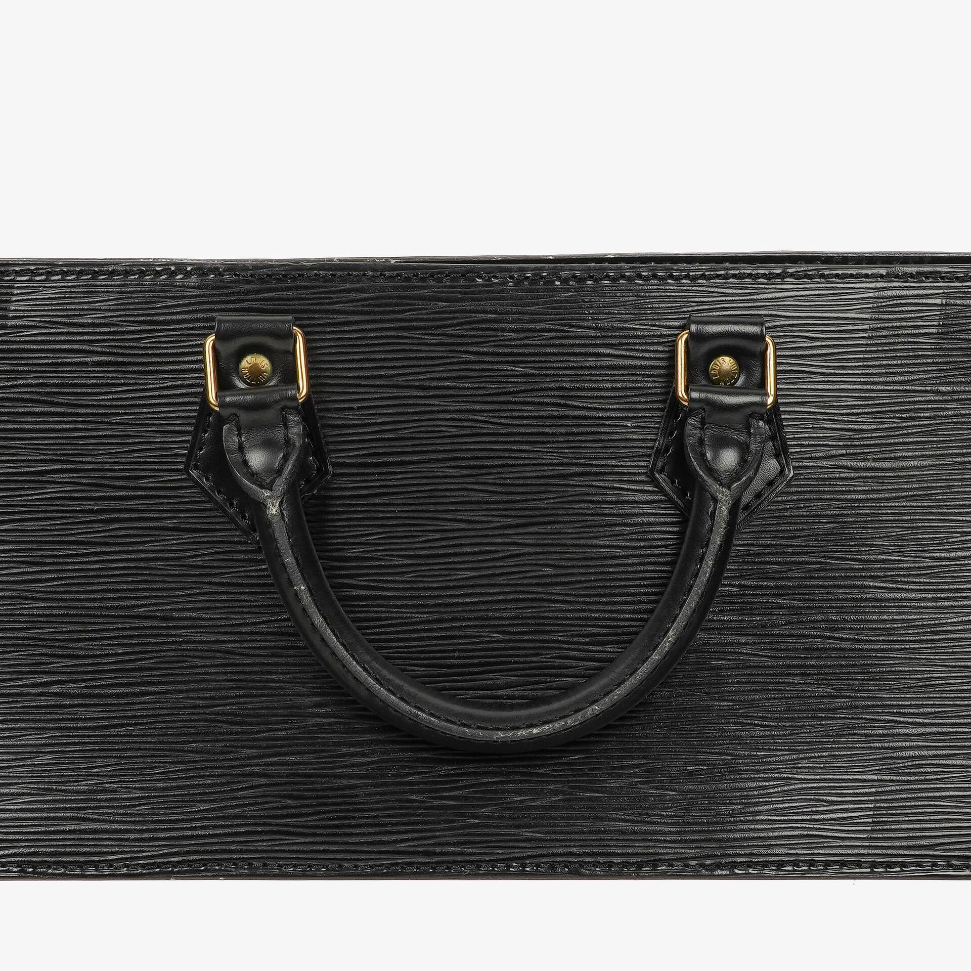 Louis Vuitton Triangle Handtasche aus schwarzem Epi-Leder