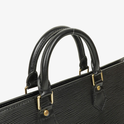 Louis Vuitton Triangle Handtasche aus schwarzem Epi-Leder