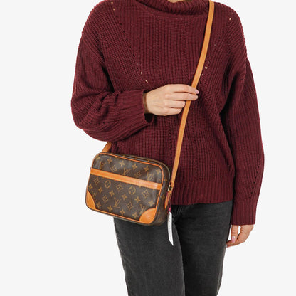Louis Vuitton Trocadero 23 Tasche aus Monogram Canvas